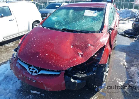 2016 Hyundai Elantra Se z USA, uszkodzony, nr VIN 5NPDH4AE9GH752577